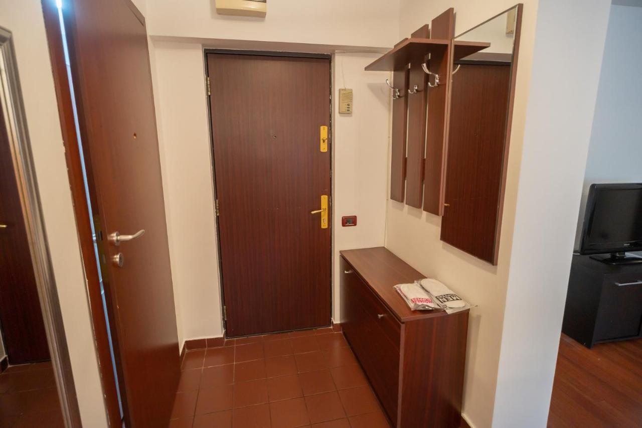 Spacious 2Br Dristor Apartment ブカレスト エクステリア 写真