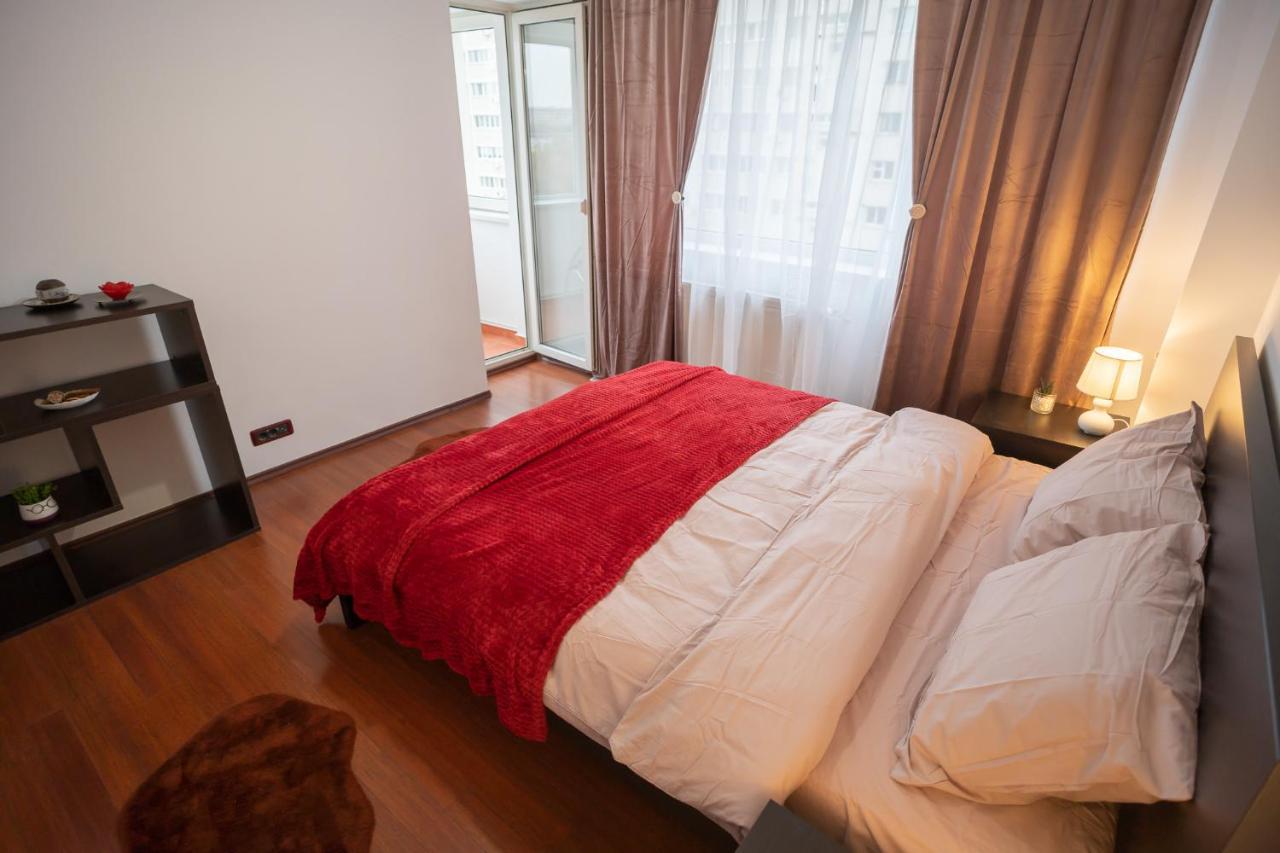 Spacious 2Br Dristor Apartment ブカレスト エクステリア 写真
