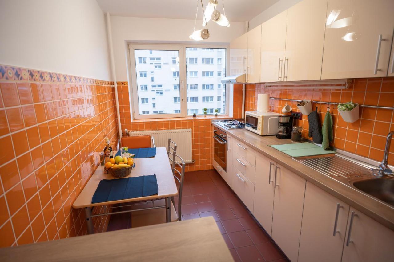 Spacious 2Br Dristor Apartment ブカレスト エクステリア 写真