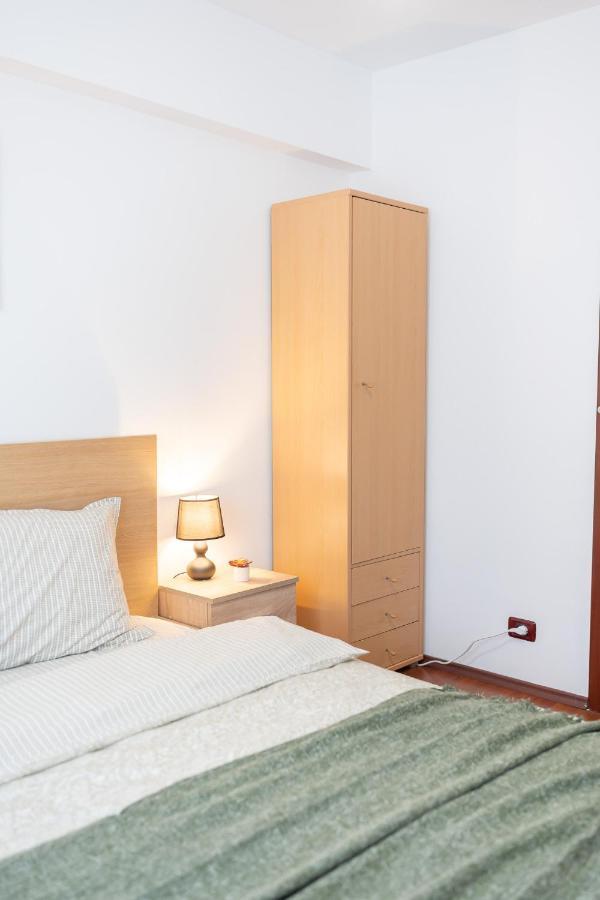 Spacious 2Br Dristor Apartment ブカレスト エクステリア 写真