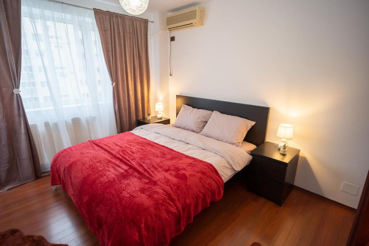 Spacious 2Br Dristor Apartment ブカレスト エクステリア 写真